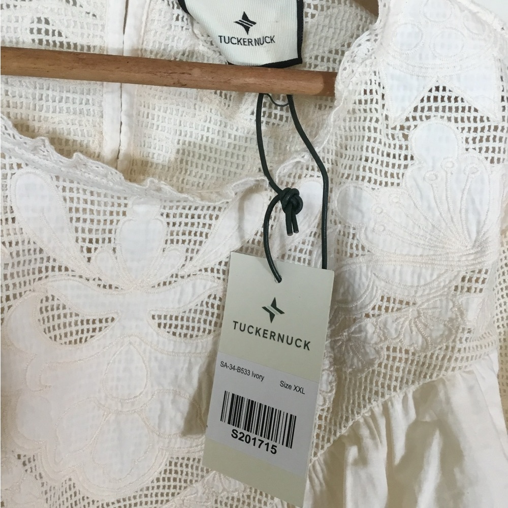 Tuckernuck ivory Patchwork embroidered Cressida Blouse…NEW - Picture 5 of 7
